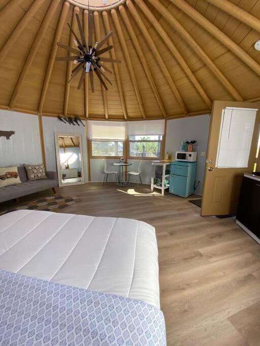 Glamping-Sky Dome Yurt-Tiny House-2 By Lavenders Field Villa Valley Center Bagian luar foto