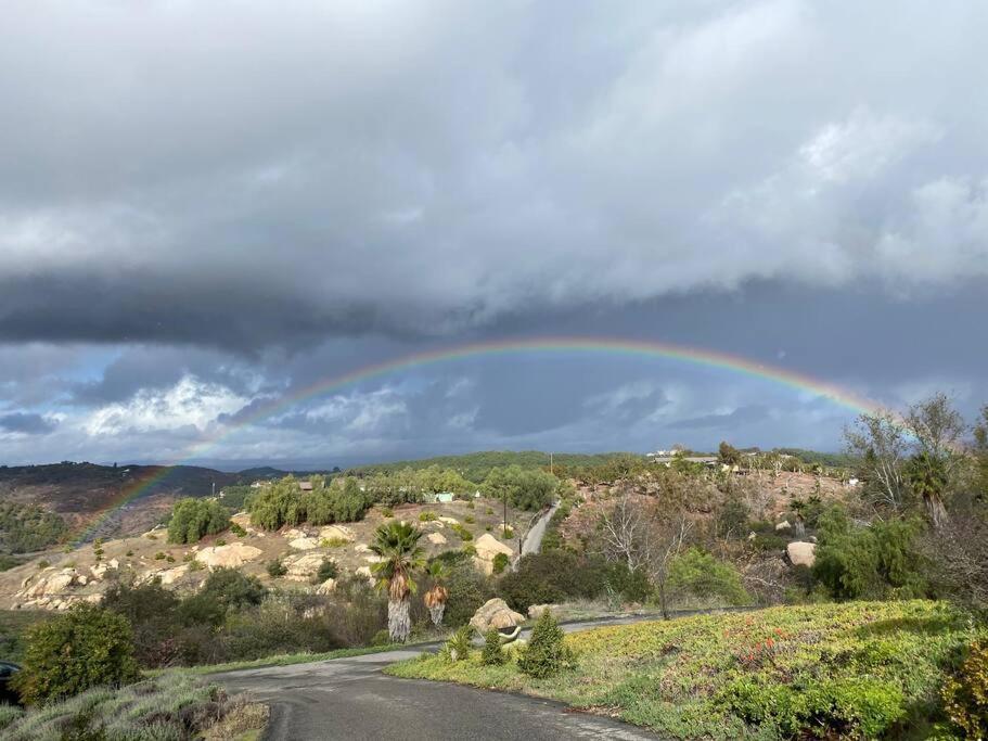 Glamping-Sky Dome Yurt-Tiny House-2 By Lavenders Field Villa Valley Center Bagian luar foto