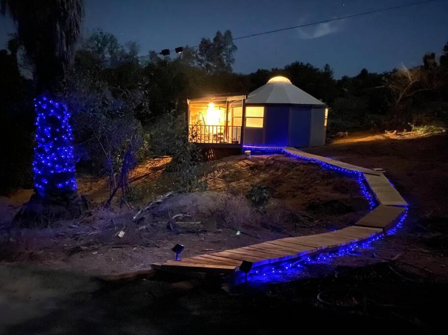 Glamping-Sky Dome Yurt-Tiny House-2 By Lavenders Field Villa Valley Center Bagian luar foto