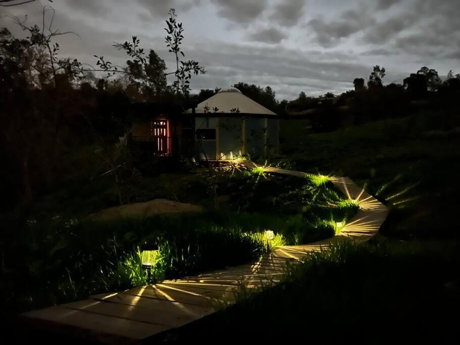 Glamping-Sky Dome Yurt-Tiny House-2 By Lavenders Field Villa Valley Center Bagian luar foto