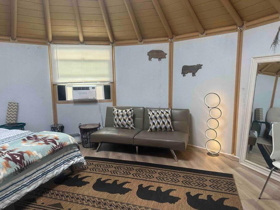Glamping-Sky Dome Yurt-Tiny House-2 By Lavenders Field Villa Valley Center Bagian luar foto